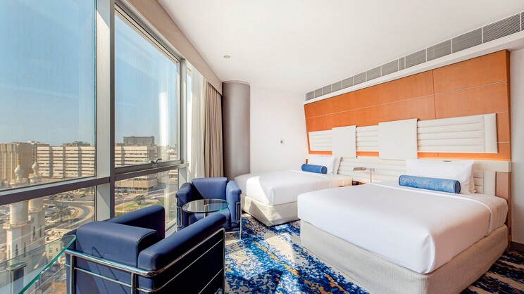 Golden Sands Hotel Creek